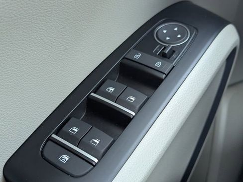 Used 2020 Kia Soul EX image 17