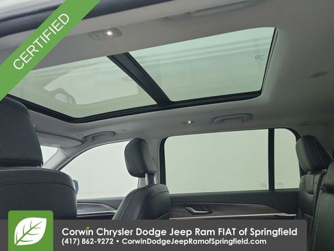 Used 2023 Jeep Grand Cherokee L Limited w/ Trailer Tow Group (B) AWD/4WD image 31