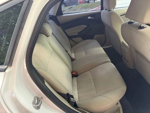 Used 2016 Ford Focus SE image 20