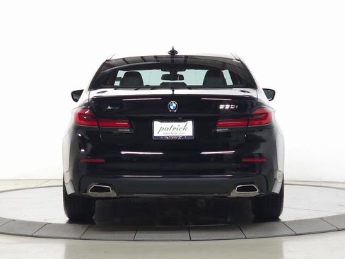 Used 2023 BMW 530i xDrive w/ Convenience Package image 8