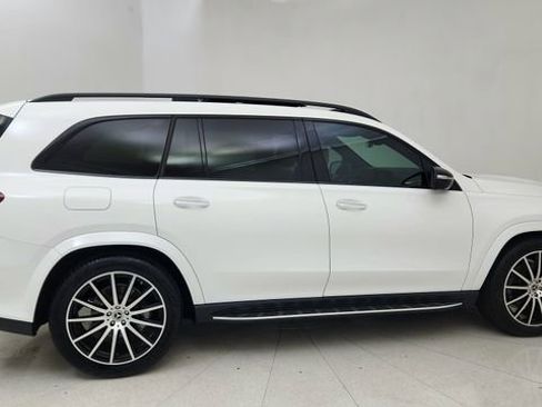 Used 2025 Mercedes-Benz GLS 450 4MATIC image 6