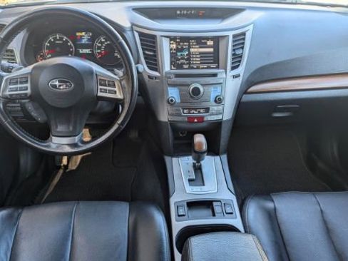 Used 2013 Subaru Outback 3.6R Limited image 22