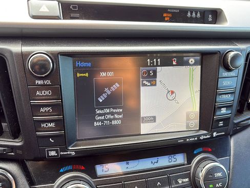 Used 2018 Toyota RAV4 Limited image 16