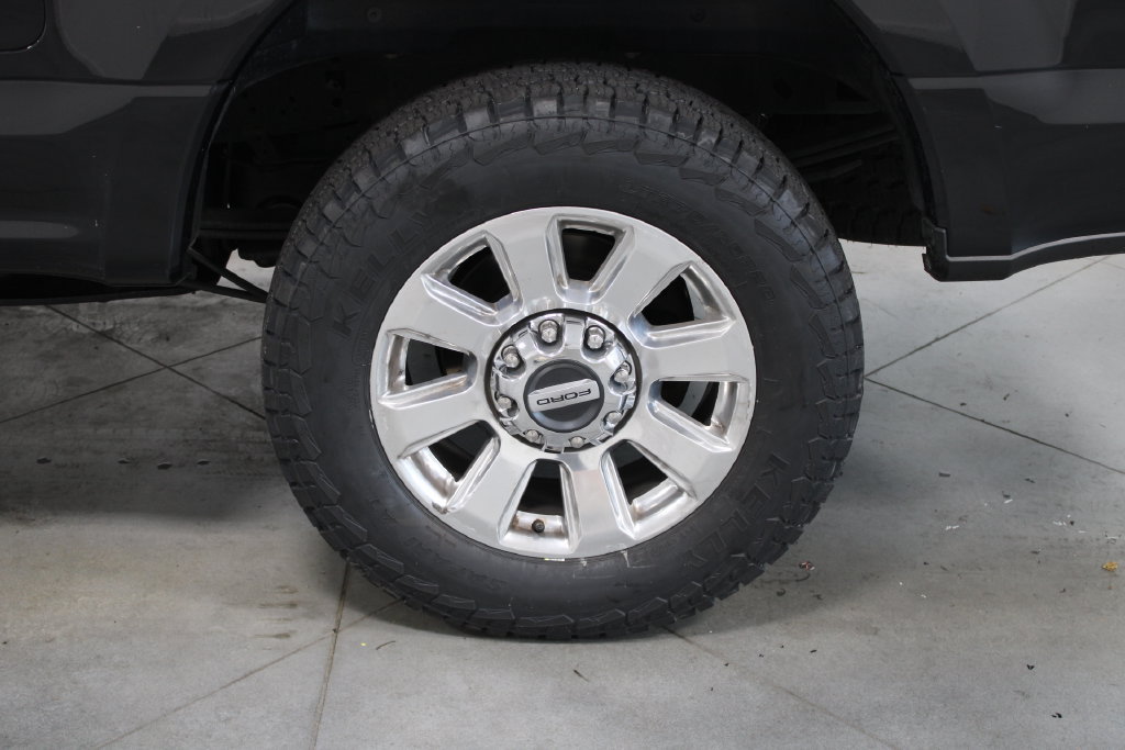 Used 2022 Ford F250 Platinum AWD/4WD image 21