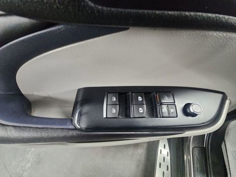 Used 2017 Toyota Highlander XLE FWD image 23