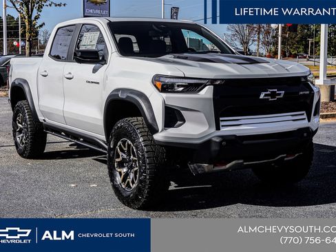 New 2026 Chevrolet Colorado ZR2 w/ Technology Package AWD/4WD image 5
