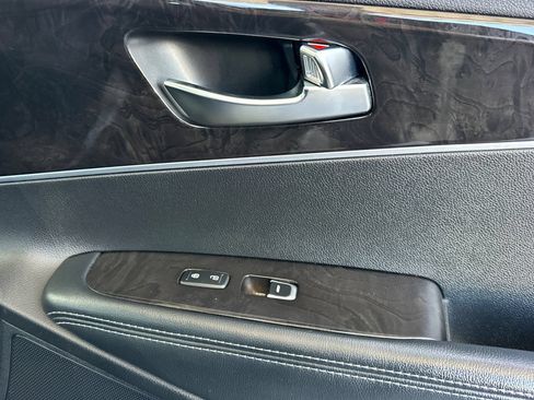 Used 2018 Kia Sorento FWD image 22