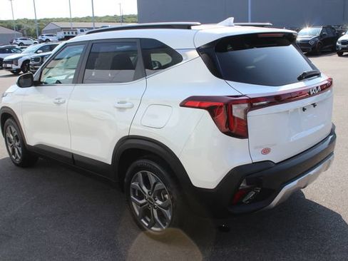 Used 2024 Kia Seltos S AWD/4WD image 28