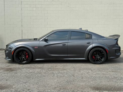 Used 2020 Dodge Charger Scat Pack RWD image 3