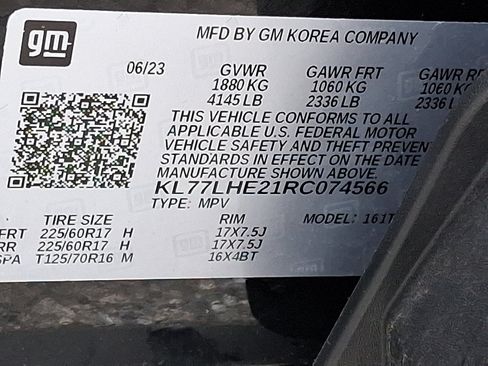 Used 2024 Chevrolet Trax LT w/ Driver Confidence Package FWD image 27