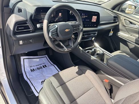 New 2026 Chevrolet Traverse LT FWD image 11