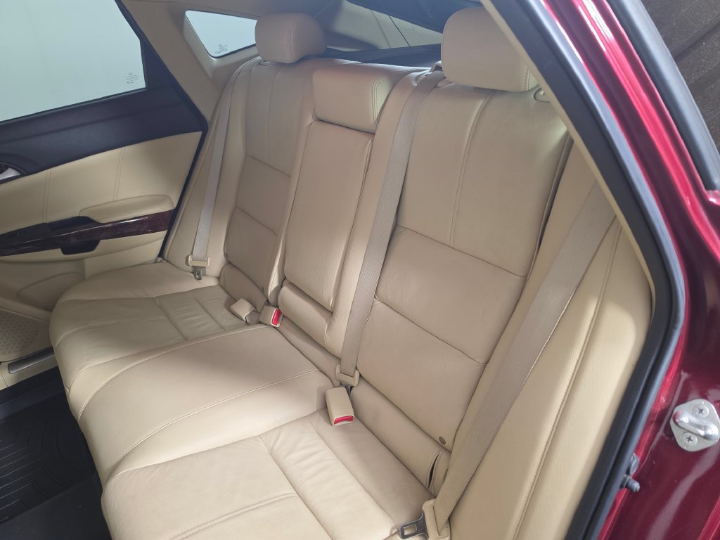 Used 2010 Honda Crosstour EX-L image 18