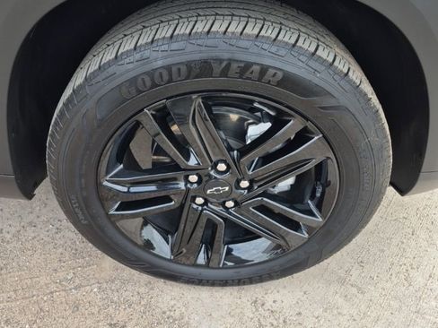 Used 2025 Chevrolet Trax ACTIV w/ Driver Confidence Package image 11