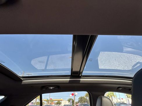 Used 2023 Chevrolet Equinox RS w/ LPO, Floor Liner Package image 10