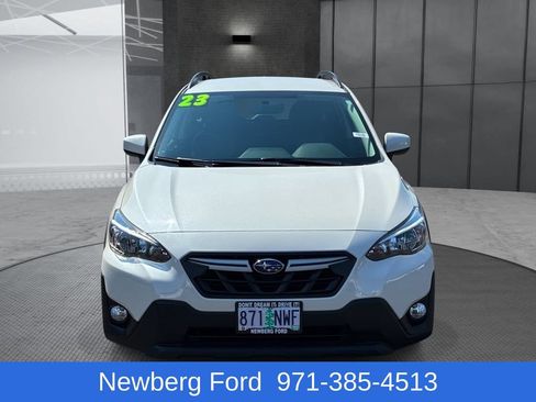 Used 2023 Subaru Crosstrek 2.0i Premium AWD/4WD image 2