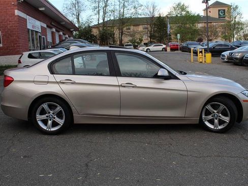 Used 2014 BMW 328i xDrive Sedan AWD/4WD image 6