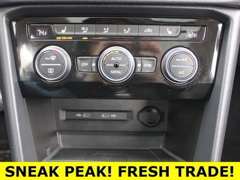 Certified 2023 Volkswagen Taos SEL AWD/4WD image 18