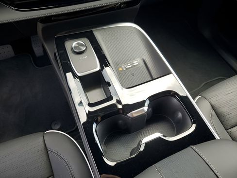 New 2026 Buick Enclave Sport Touring w/ Power Package image 41