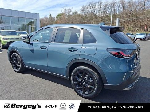 Used 2024 Honda HR-V Sport image 8