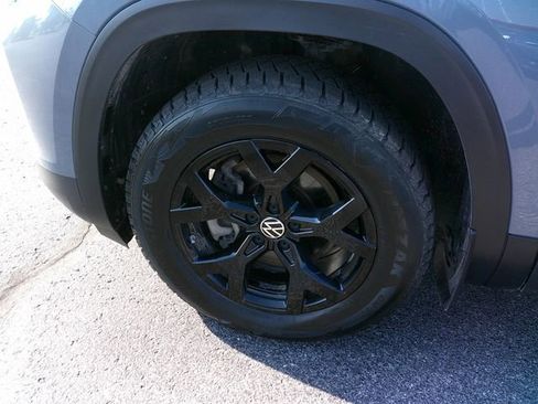 Used 2024 Volkswagen Atlas Peak Edition SEL AWD/4WD image 12