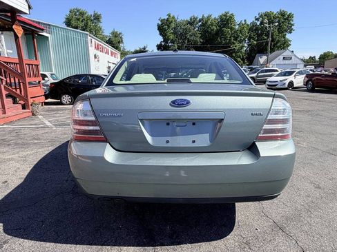 Used 2008 Ford Taurus SEL FWD image 4
