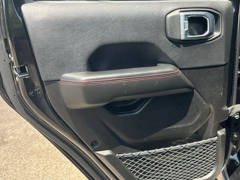Used 2025 Jeep Wrangler Unlimited Rubicon AWD/4WD image 41