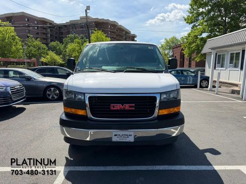 Used 2018 GMC Savana 2500 w/ Driver Convenience Package image 4