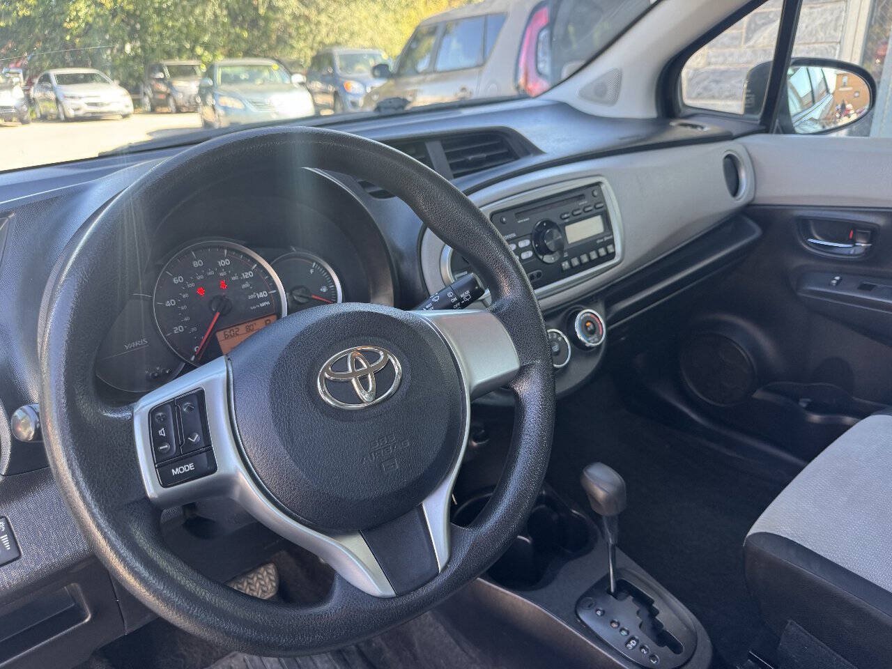 Used 2012 Toyota Yaris LE FWD image 13
