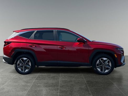 Used 2025 Hyundai Tucson SEL AWD/4WD image 8