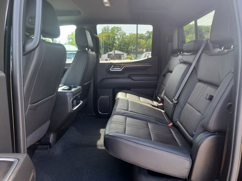 Used 2022 Chevrolet Silverado 1500 4x4 Crew Cab High Country w/ High Country Premium Package image 13