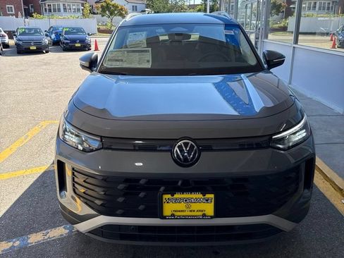 New 2026 Volkswagen Tiguan S AWD/4WD image 2