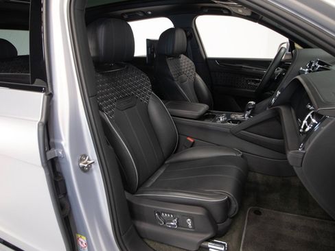 Used 2023 Bentley Bentayga Speed image 71