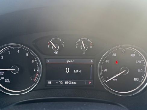 Used 2024 Buick Enclave Essence FWD image 22