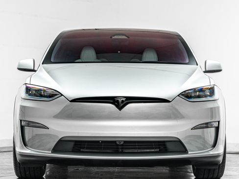 Used 2026 Tesla Model X Plaid AWD/4WD image 4