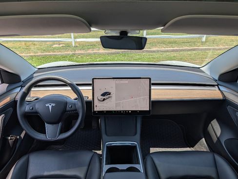 Used 2023 Tesla Model 3 Standard Range RWD image 30