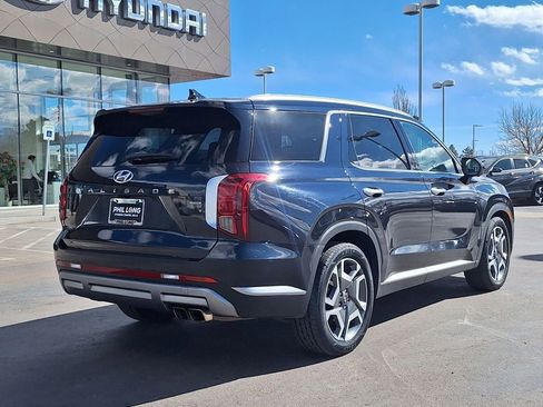 Used 2023 Hyundai Palisade SEL AWD/4WD image 3
