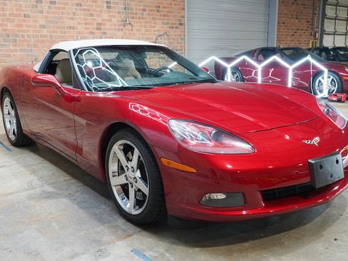 Used 2008 Chevrolet Corvette Convertible RWD image 21