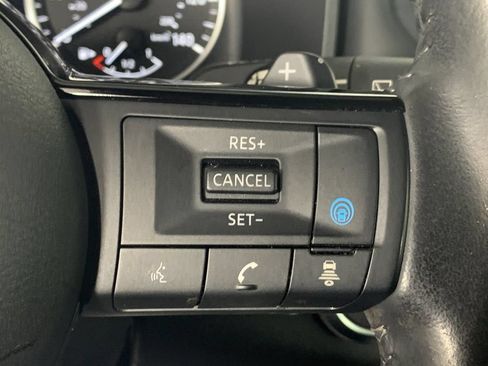 Used 2023 Nissan Rogue SV w/ SV Premium B Package FWD image 19
