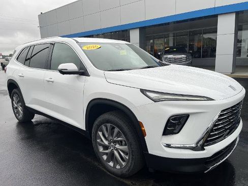 New 2026 Buick Enclave Preferred w/ Power Package image 9