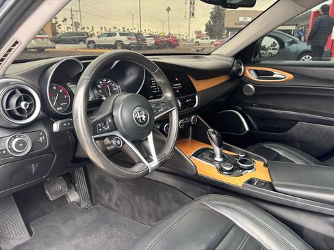 Used 2017 Alfa Romeo Giulia Ti w/ TI Lusso Light Wood Package image 11