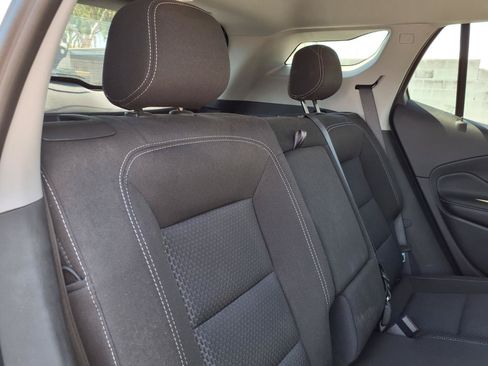 Used 2023 GMC Terrain SLE w/ Driver Convenience Package FWD image 14