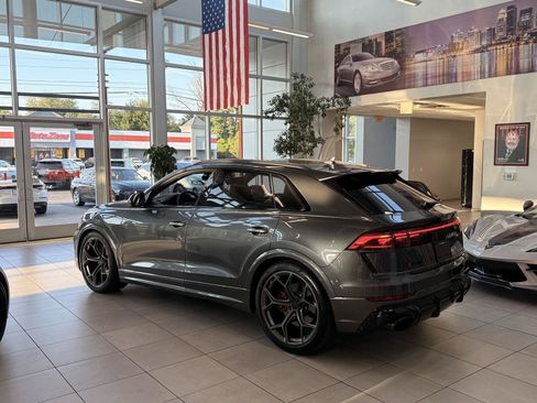 Used 2026 Audi RS Q8 performance AWD/4WD image 2
