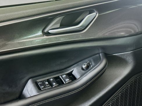 Used 2023 Jeep Grand Cherokee L Laredo image 15