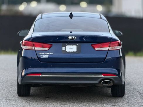 Used 2018 Kia Optima LX FWD image 4