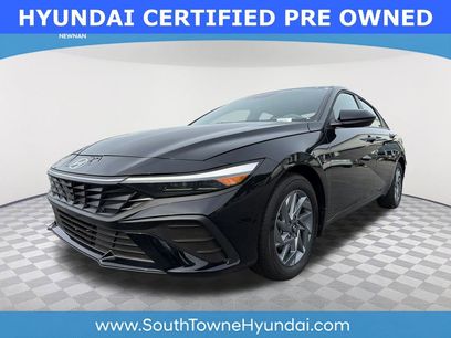 Used 2025 Hyundai Elantra Blue