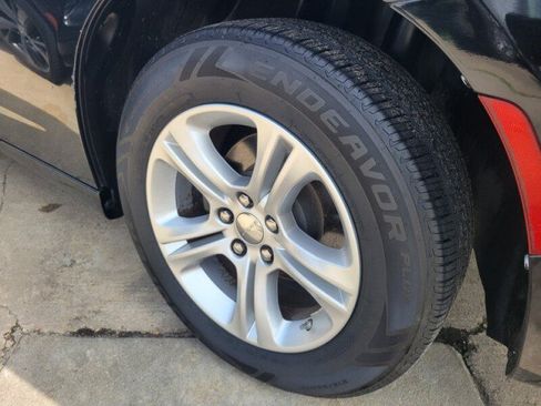 Used 2023 Dodge Charger SXT RWD image 7