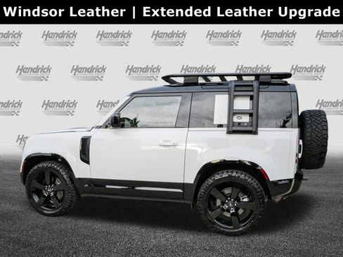 Used 2023 Land Rover Defender 90 X-Dynamic SE AWD/4WD image 7