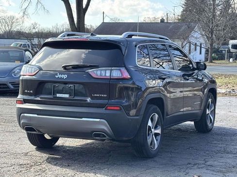 Used 2021 Jeep Cherokee Limited w/ Mopar Interior Package AWD/4WD image 30