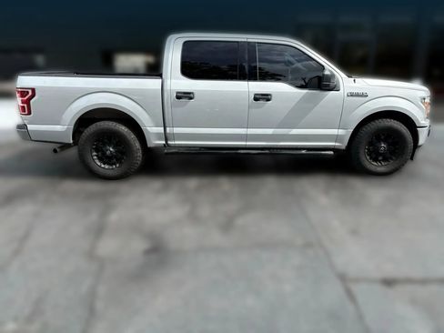 Used 2018 Ford F150 XLT image 6
