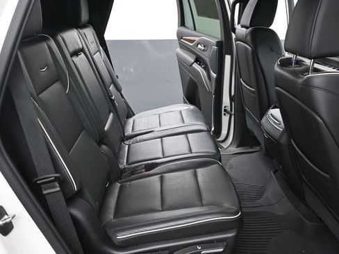 Used 2021 Cadillac Escalade Premium Luxury w/ Driver Assist Tech Package image 20